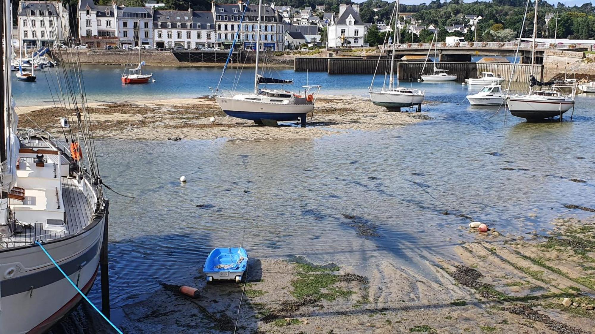 Anatoline Audierne Appart'Hotel Vue Mer - Sea & Harbor Stay Exterior foto